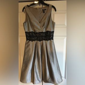 JS Collections Formal Knee Length Dress Size 6